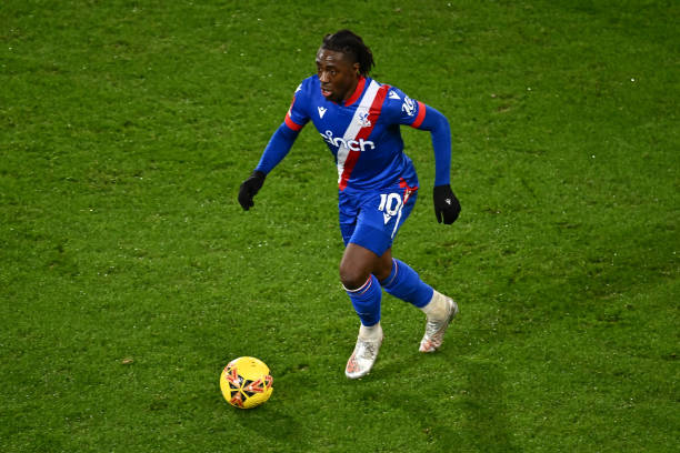 Ebere Eze của Crystal Palace đang nằm trong tầm ngắm của Man City Ebere Eze của Crystal Palace đang nằm trong tầm ngắm của Man City