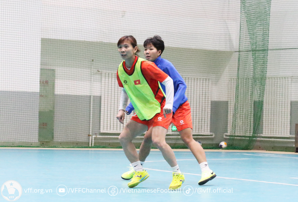 Cựu binh bóng đá nữ Việt Nam Thùy Trang: ‘Tôi đến giải futsal châu Á với niềm tự hào là người phụ nữ Việt Nam’ - Ảnh 1. Cựu binh bóng đá nữ Việt Nam Thùy Trang: ‘Tôi đến giải futsal châu Á với niềm tự hào là người phụ nữ Việt Nam’ - Ảnh 1.