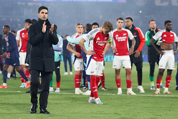 Mikel Arteta và các học trò sau thất bại 1-2 trước PSG ở bán kết lượt về cúp C1