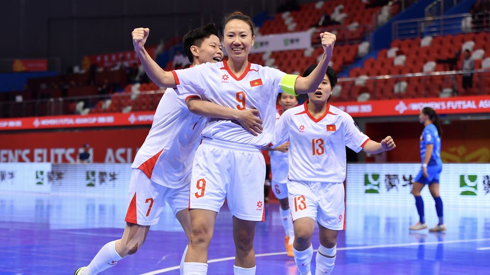HLV futsal Việt Nam nói điều bất ngờ sau chiến thắng 3-0 trước Philippines - Ảnh 1. HLV futsal Việt Nam nói điều bất ngờ sau chiến thắng 3-0 trước Philippines - Ảnh 1.