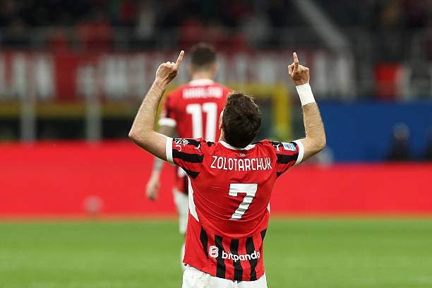 AC Milan ngược dòng thắng Bologna 3-1, nuôi hy vọng top 4 - Ảnh 1.