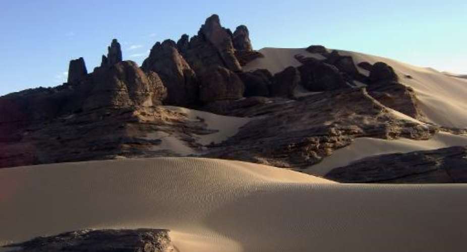 Tamanrasset - Điểm đến du lịch đặc sắc giữa lòng sa mạc Sahara - Ảnh 1. Tamanrasset - Điểm đến du lịch đặc sắc giữa lòng sa mạc Sahara - Ảnh 1.