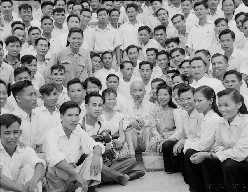 Chủ tịch Hồ Chí Minh với nền báo chí cách mạng Việt Nam - Ảnh 16.