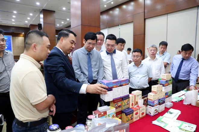 Báo chí đồng hành xây dựng, phát triển văn hóa doanh nghiệp trong kỷ nguyên số - Ảnh 2.