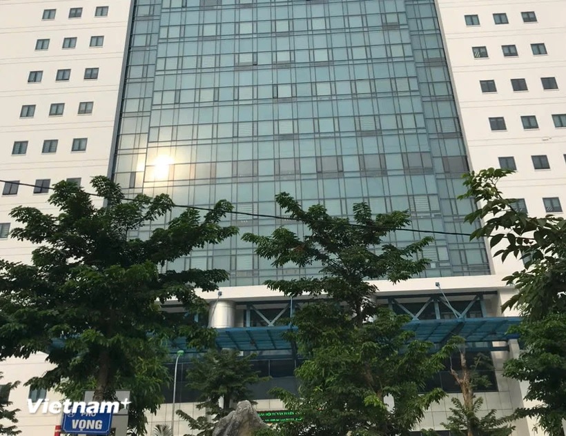 Bác đơn cựu sinh viên kiện Đại học Kinh tế Quốc dân giữ bằng tốt nghiệp - Ảnh 2. Bác đơn cựu sinh viên kiện Đại học Kinh tế Quốc dân giữ bằng tốt nghiệp - Ảnh 2.