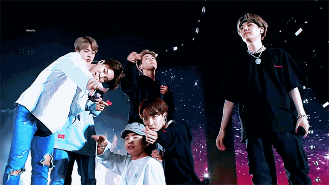bts-gif-17502995057481527100120.gif