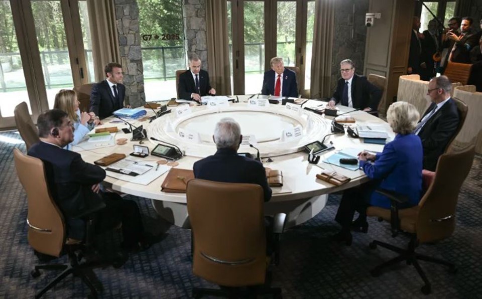 Financial Times: NATO điều chỉnh lịch họp để “giữ chân” Tổng thống D. Trump - Ảnh 2. Financial Times: NATO điều chỉnh lịch họp để “giữ chân” Tổng thống D. Trump - Ảnh 2.