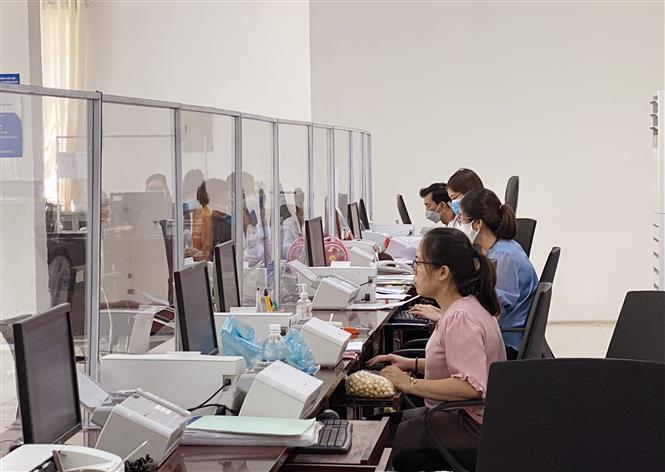 Đẩy nhanh tiến độ thực hiện chính sách đối với cán bộ, công chức, viên chức khi sắp xếp bộ máy - Ảnh 2. Đẩy nhanh tiến độ thực hiện chính sách đối với cán bộ, công chức, viên chức khi sắp xếp bộ máy - Ảnh 2.