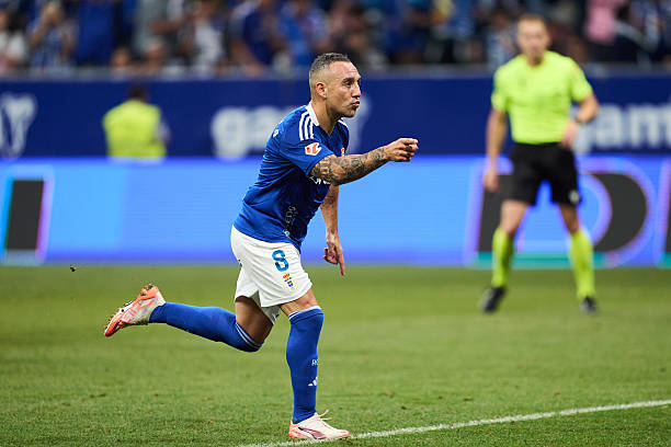 Cựu sao Arsenal Santi Cazorla lập kỳ tích ở tuổi 40