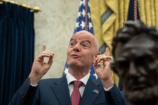 Chủ Tịch Fifa Gianni Infantino Đã Có Những Phát Biểu Mạnh Mẽ Nhằm Bảo Vệ Club World Cup, Giải Đấu Do Chính Ông Khởi Xướng Nhưng Đang Phải Đối Mặt Với Làn Sóng Chỉ Trích Dữ Dội Từ Nhiều Phía Chủ Tịch Fifa Gianni Infantino Đã Có Những Phát Biểu Mạnh Mẽ Nhằm Bảo Vệ Club World Cup, Giải Đấu Do Chính Ông Khởi Xướng Nhưng Đang Phải Đối Mặt Với Làn Sóng Chỉ Trích Dữ Dội Từ Nhiều Phía