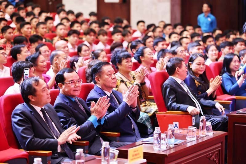 Chương trình “Vinh quang Việt Nam” năm 2025: Tôn vinh những tập thể, cá nhân cống hiến vì Tổ quốc - Ảnh 7.