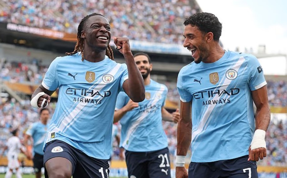 Juventus thua đập Man City trong trận 'chung kết' cho ngôi đầu bảng FIFA Club World Cup 2025 - Ảnh 1.