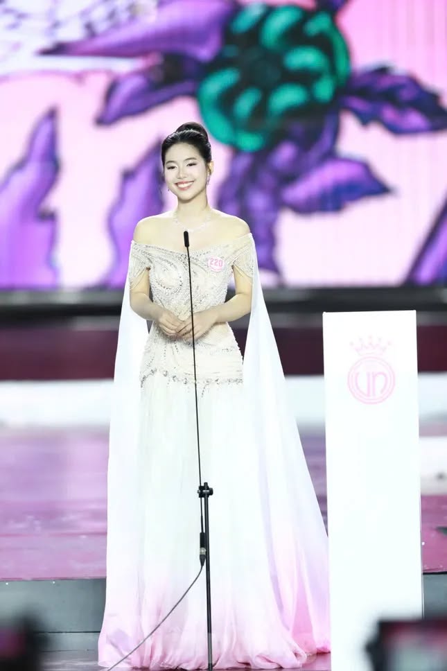 Hà Trúc Linh đăng quang Hoa hậu Việt Nam 2024 - Ảnh 3.