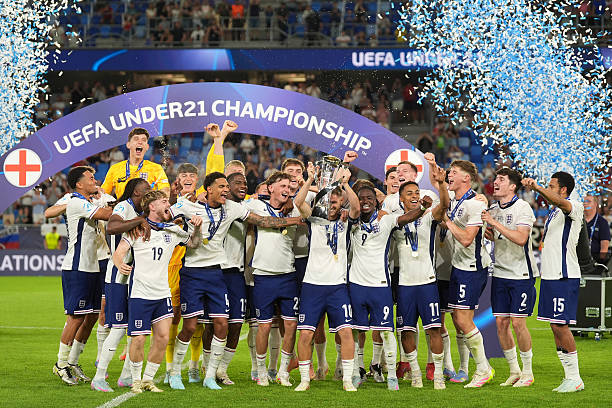 U21 Anh giành chiến thắng nghẹt thở trước Đức, vô địch Châu Âu 2025 và lập thành tích lịch sử  - Ảnh 2.