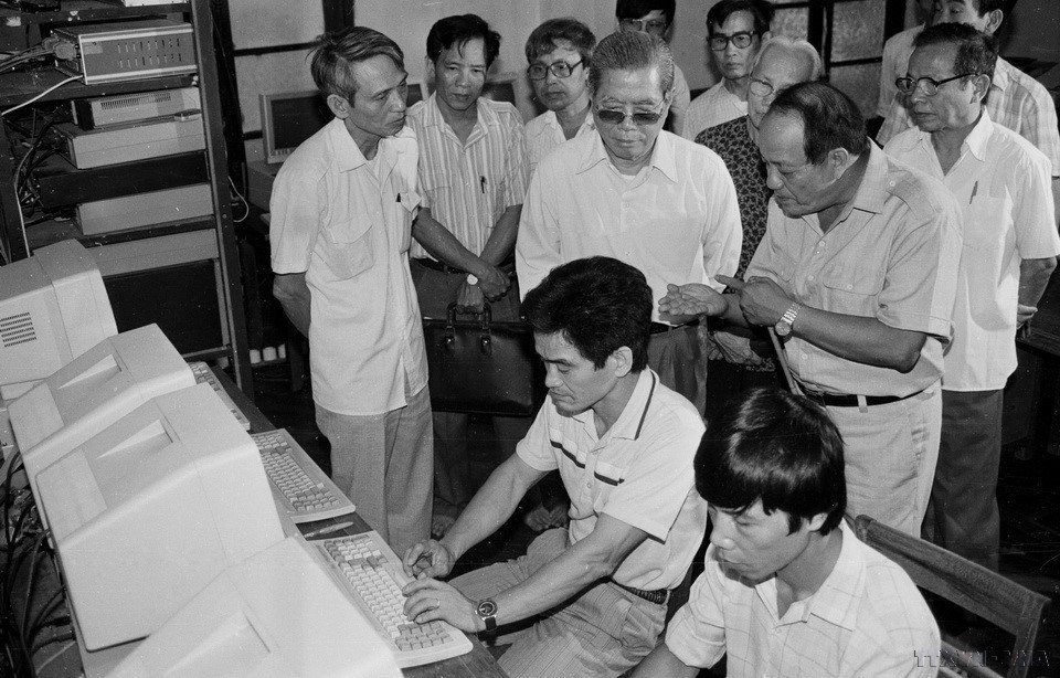 vnapotal110namngaysinhtongbithunguyenvanlinh171915172025nhalanhdaotantrungvoinuoctanhieuvoidan8115277-1751166411311994284535.jpg