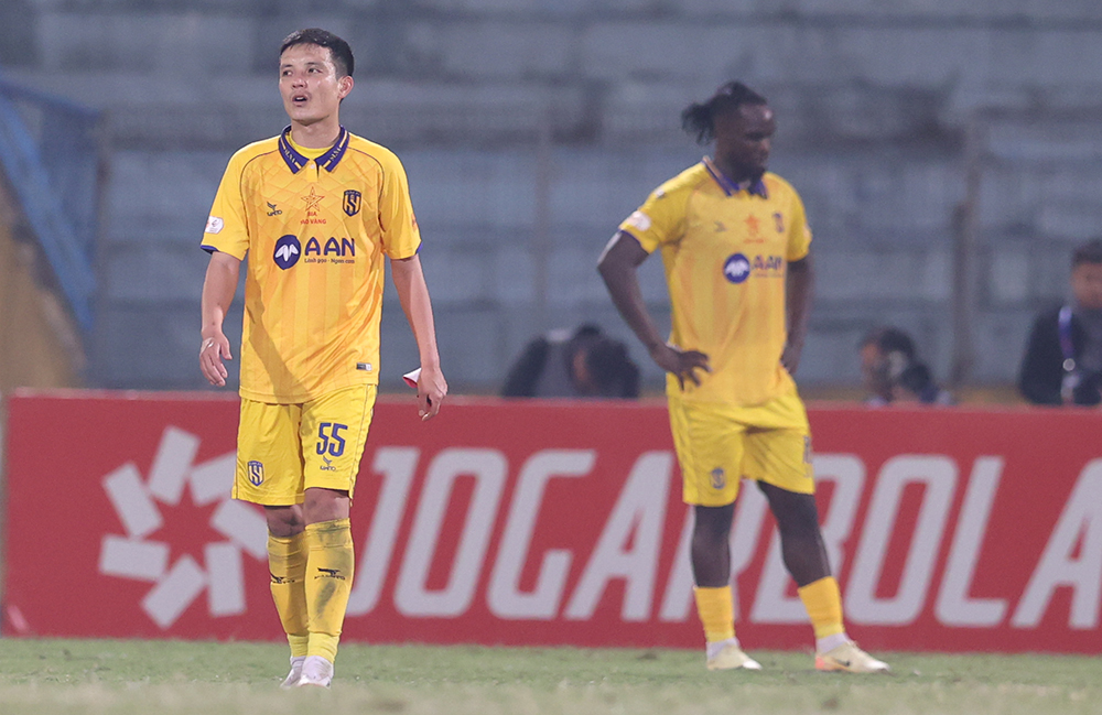 SLNA đối mặt khả năng không thể dự V-League mùa sau - Ảnh 1.