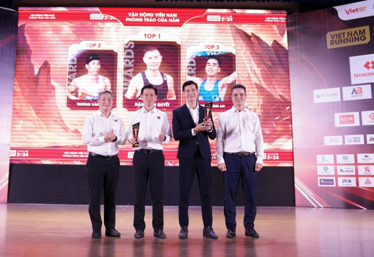 Trà Giang, Anh Quyết được tôn vinh tại Vietnam Running Awards - Ảnh 1.