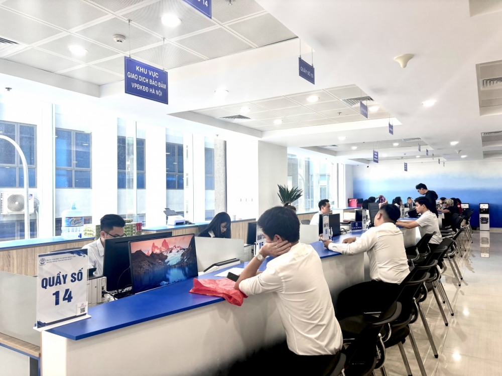 Thủ tướng chỉ đạo tăng cường kết nối, chia sẻ dữ liệu đảm bảo thông tin thông suốt - Ảnh 3.