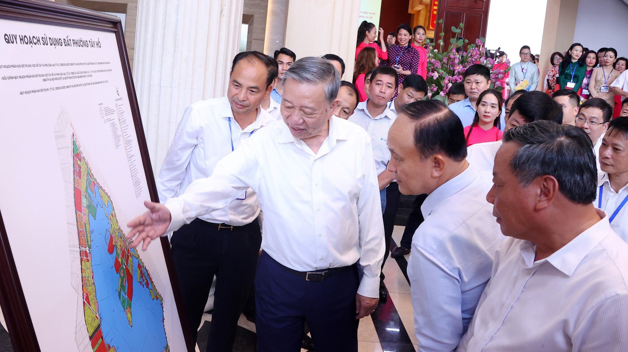 Tổng Bí thư Tô Lâm kiểm tra hoạt động chính quyền địa phương hai cấp Thành phố Hà Nội