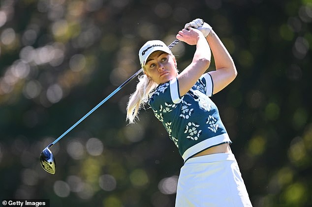 Nữ golfer hạng 19 thế giới buộc phải rút lui khỏi giải đấu danh giá ở ngay vòng đấu đầu tiên - Ảnh 1.