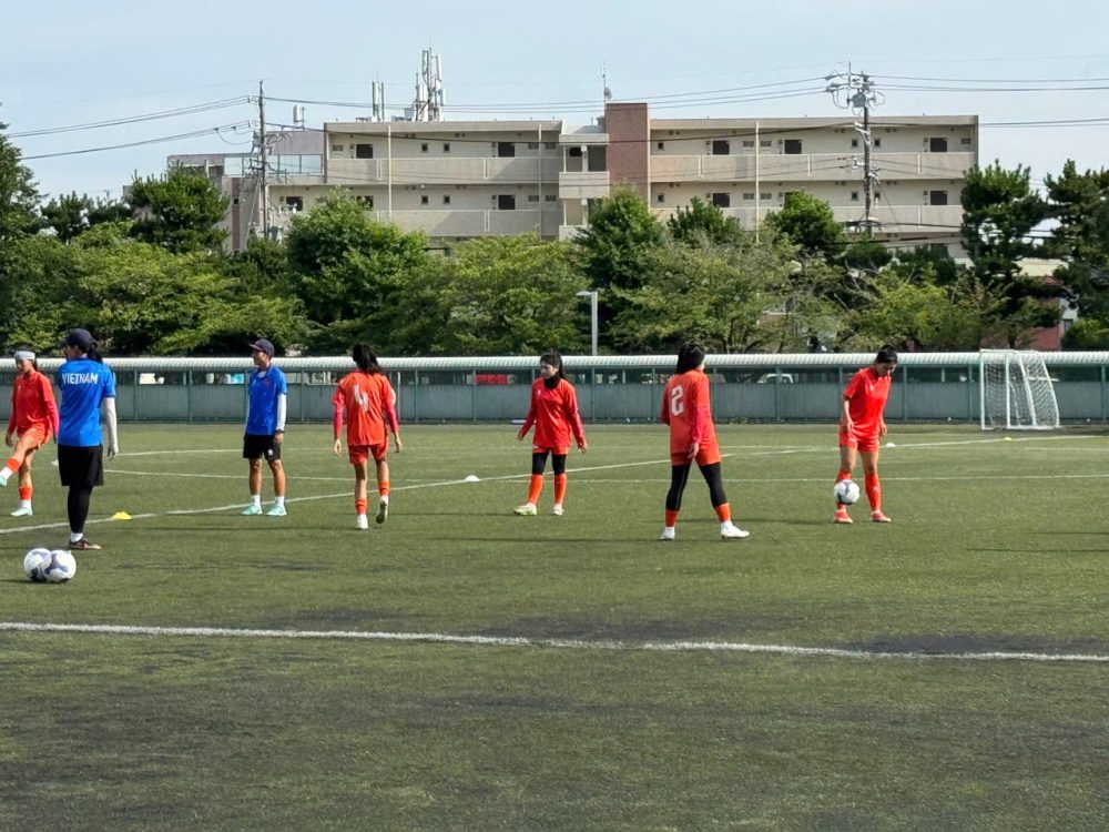 Tin nóng bóng đá Việt hôm nay 12/7: Bốc thăm V-League vào ngày 14/7; U20 Việt Nam tập buổi đầu tại Nhật Bản - Ảnh 1.
