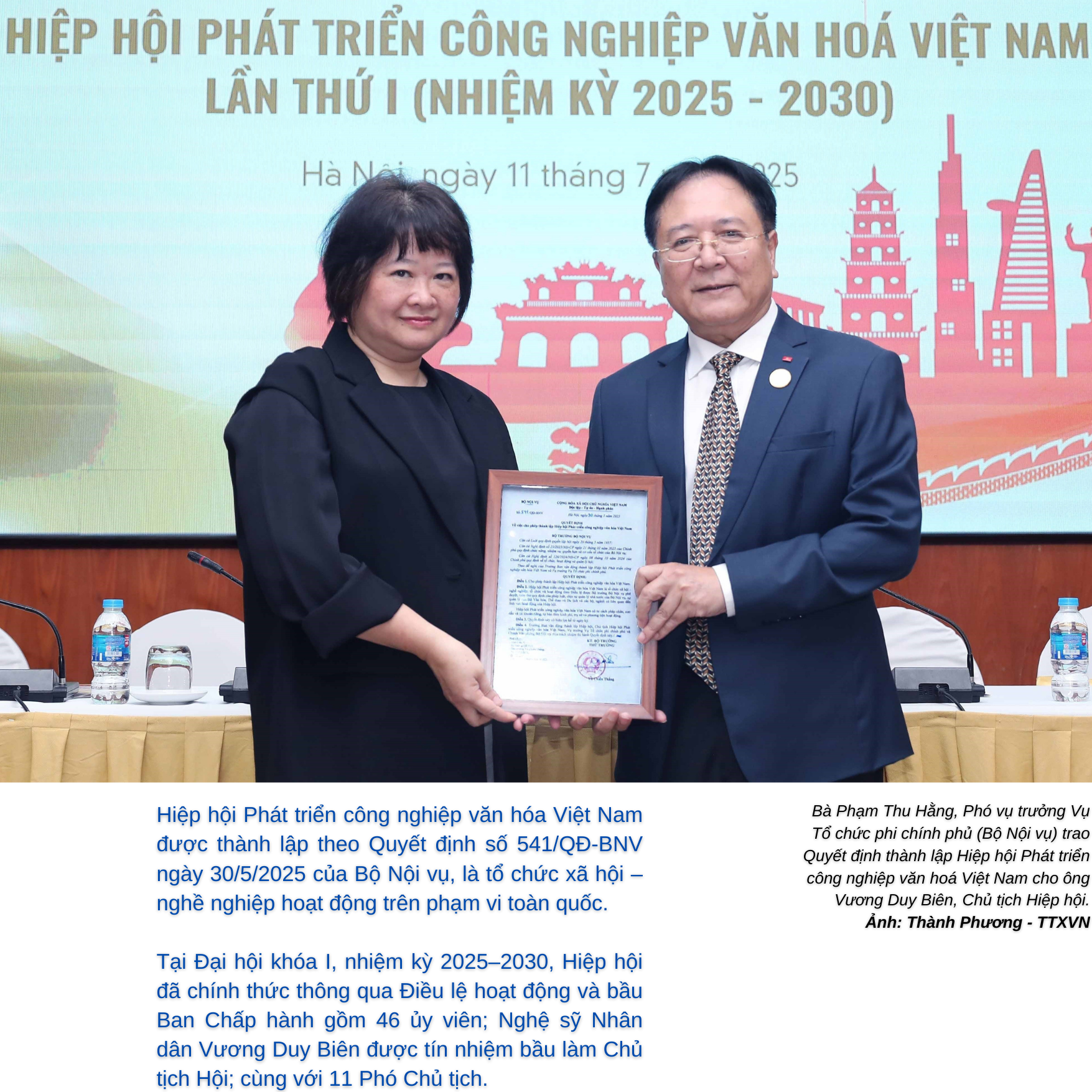 Phát triển công nghiệp văn hóa = Sáng tạo + Bản sắc + Lan tỏa - Ảnh 2.
