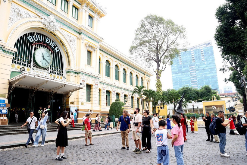 Thành phố Hồ Chí Minh phát triển du lịch đặc trưng mỗi xã, phường mới - Ảnh 1. Thành phố Hồ Chí Minh phát triển du lịch đặc trưng mỗi xã, phường mới - Ảnh 1.