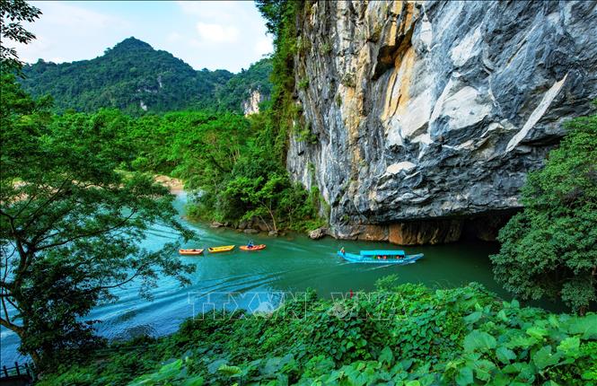 UNESCO phê duyệt điều chỉnh ranh giới Di sản Thiên nhiên Thế giới gồm hai vườn quốc gia của Việt Nam và Lào - Ảnh 1.