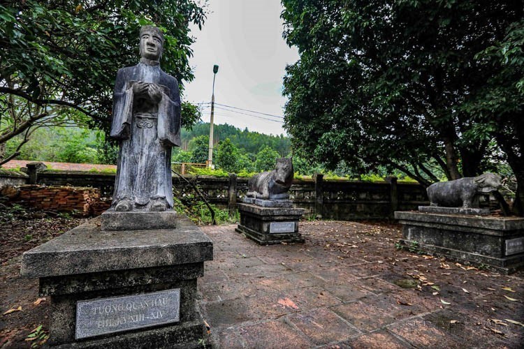 UNESCO công nhận Quần thể di tích và danh thắng Yên Tử - Vĩnh Nghiêm, Côn Sơn, Kiếp Bạc là Di sản Văn hóa Thế giới - Ảnh 6. UNESCO công nhận Quần thể di tích và danh thắng Yên Tử - Vĩnh Nghiêm, Côn Sơn, Kiếp Bạc là Di sản Văn hóa Thế giới - Ảnh 6.