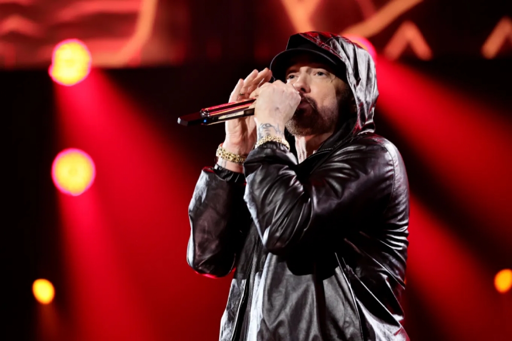 Ra mắt phim tài liệu của Eminem kể về fan cuồng - Ảnh 1.
