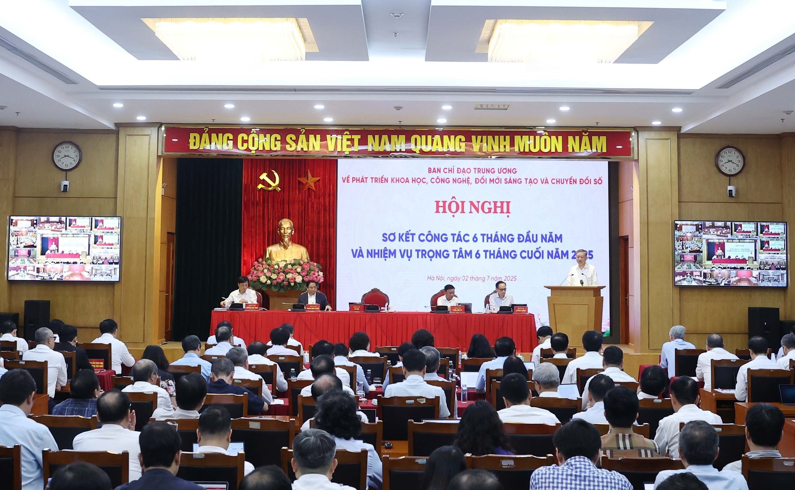 Ban Chỉ đạo Trung ương về phát triển khoa học, công nghệ, đổi mới sáng tạo và chuyển đổi số triển khai nhiệm vụ 6 tháng cuối năm 2025 - Ảnh 1.