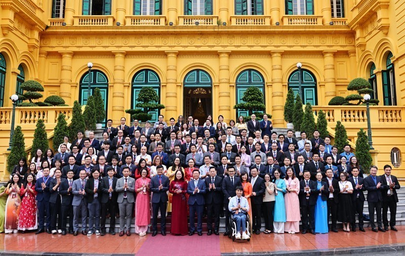 Phó Chủ tịch nước gặp mặt đại biểu tham gia Diễn đàn Trí thức trẻ Việt Nam toàn cầu lần thứ VI - Ảnh 6.