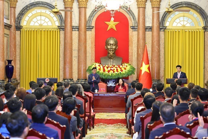 Phó Chủ tịch nước gặp mặt đại biểu tham gia Diễn đàn Trí thức trẻ Việt Nam toàn cầu lần thứ VI - Ảnh 2.