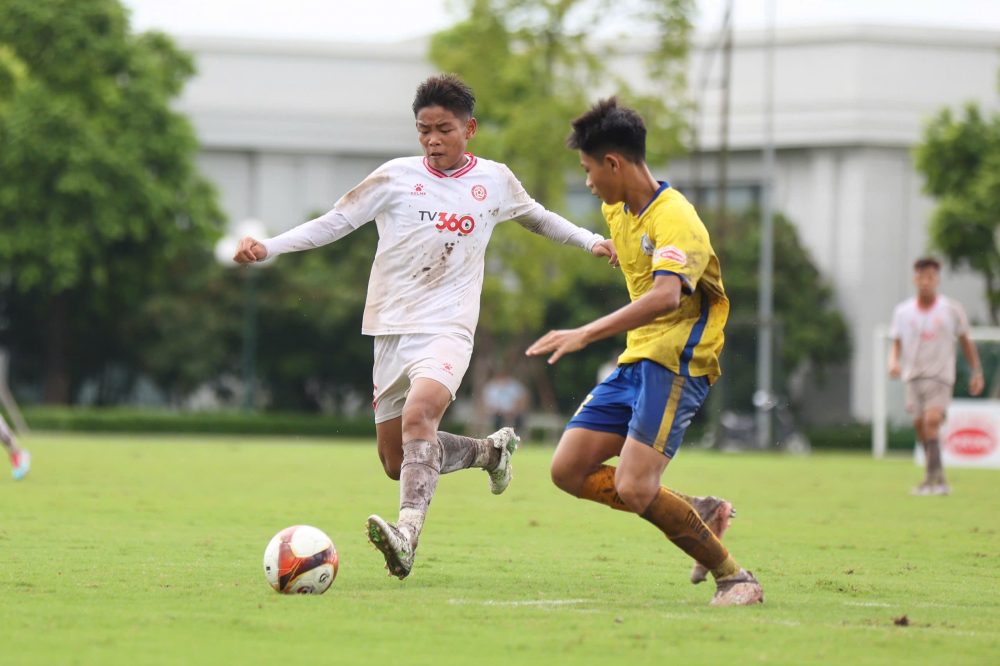 Giải bóng đá U15 QG – Cúp Acecook 2025: Đồng Tháp gây bất ngờ - Ảnh 2.