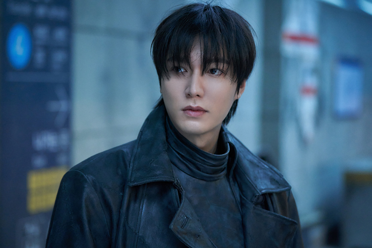 Lee Min Ho tái xuất màn bạc sau một thập kỷ với vai diễn lạ lùng - Ảnh 2.