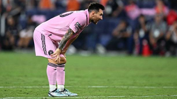 Messi bị treo giò tại MLS vì bỏ đá giao hữu
