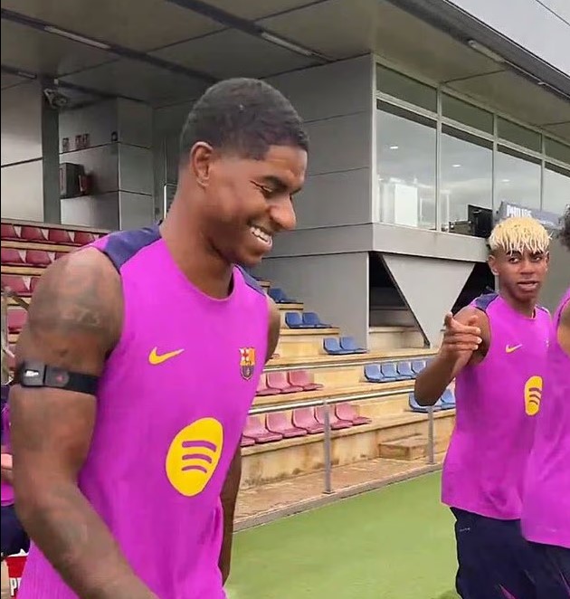 Tin nhắn bí mật giữa Marcus Rashford và Lamine Yamal được tiết lộ - Ảnh 2.