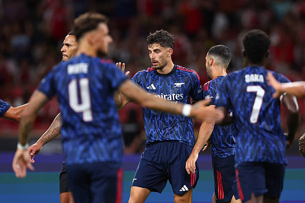 Arsenal 3-2 Newcastle: Sao mai 15 tuổi tỏa sáng, Arsenal ngược dòng đánh bại Newcastle - Ảnh 1.