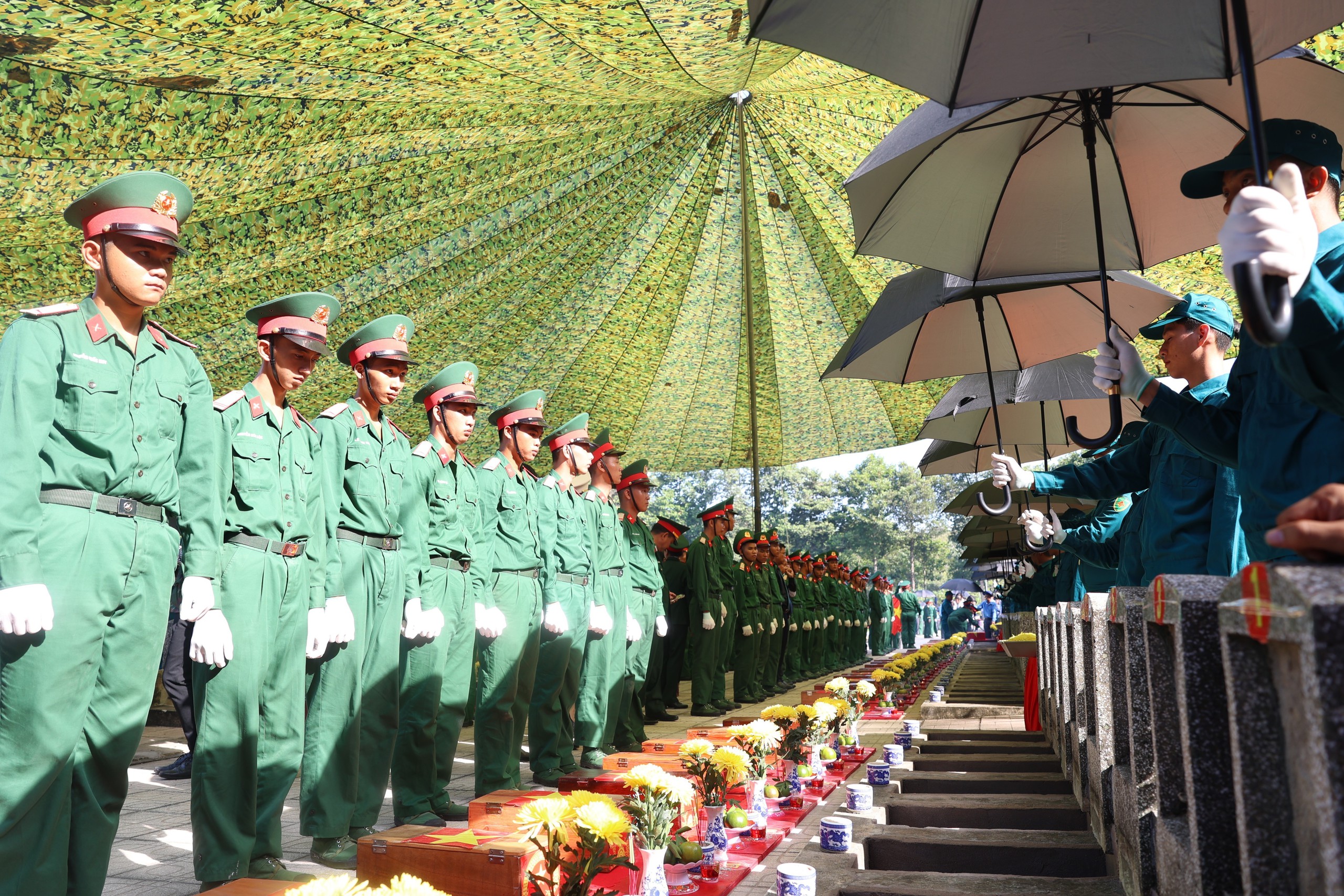 78 năm Ngày Thương binh, Liệt sĩ (27/7/1947-27/7/2025): Lịch sử và dân tộc Việt Nam mãi mãi ghi nhớ và tri ân - Ảnh 1.