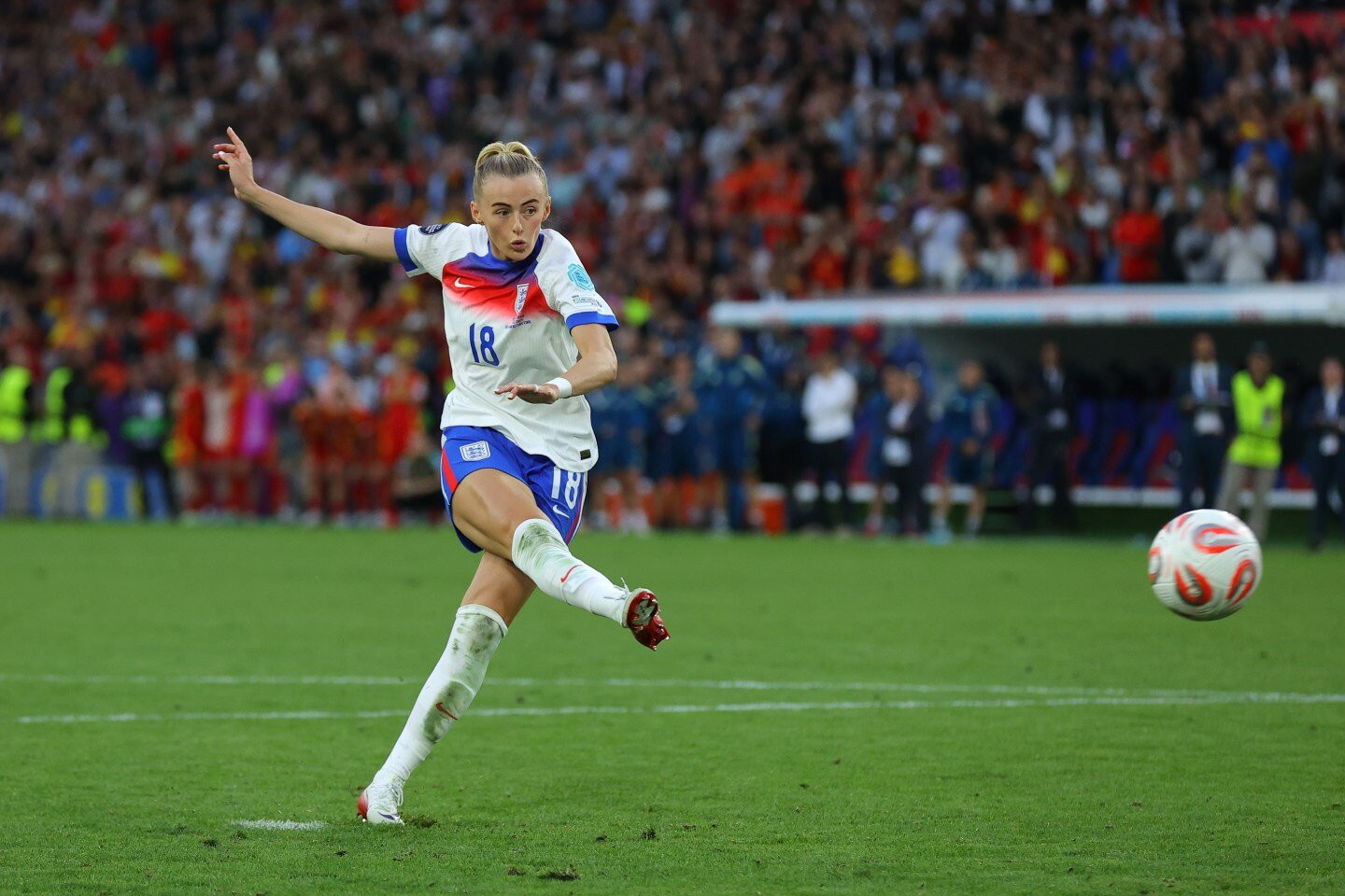 Thắng Nhà Vô Địch World Cup, Tuyển Nữ Anh Giành Chức Vô Địch Châu Âu Thắng Nhà Vô Địch World Cup, Tuyển Nữ Anh Giành Chức Vô Địch Châu Âu