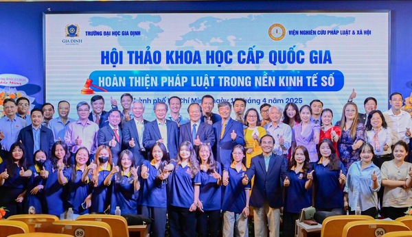 Top 10 ngành học “nóng bỏng tay”: Ra trường không lo thất nghiệp! - Ảnh 3.