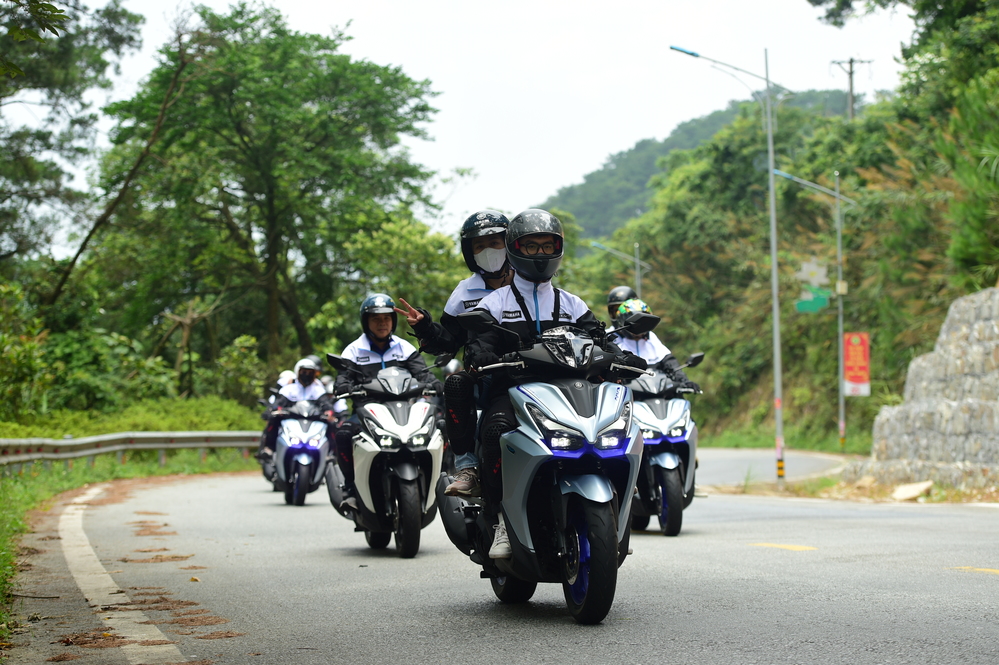 Công nghệ YECVT độc quyền trên Yamaha NVX: Tăng tốc êm ái, đổ đèo vững vàng - Ảnh 4.