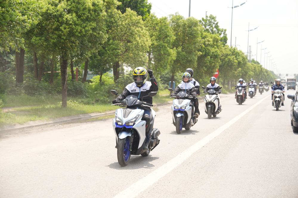 Công nghệ YECVT độc quyền trên Yamaha NVX: Tăng tốc êm ái, đổ đèo vững vàng - Ảnh 2.