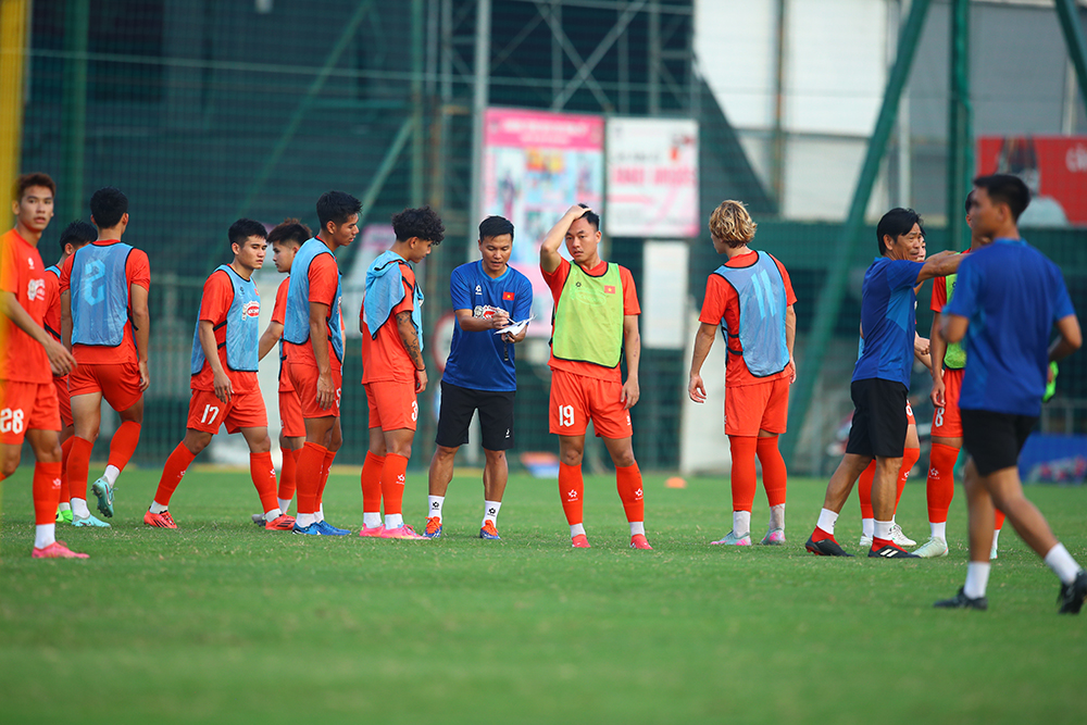 Ngoại binh và “cựu binh” ở U23 - Ảnh 1. Ngoại binh và “cựu binh” ở U23 - Ảnh 1.
