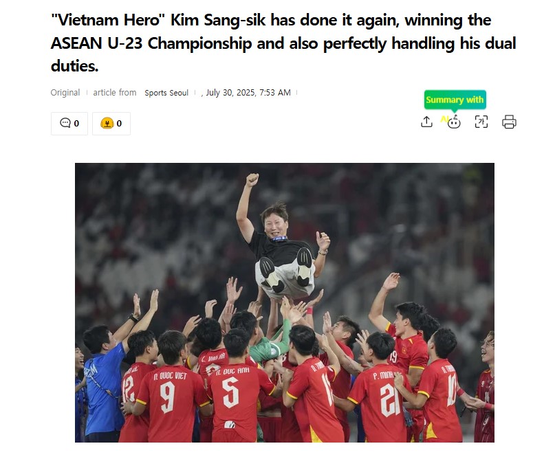 Báo Hàn Quốc khen kỷ lục của U23 Việt Nam, gọi HLV Kim Sang Sik là 'người hùng' - Ảnh 1.