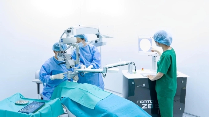 Công nghệ Phaco không dao - bước đột phá trong điều trị đục thủy tinh thể - Ảnh 2.