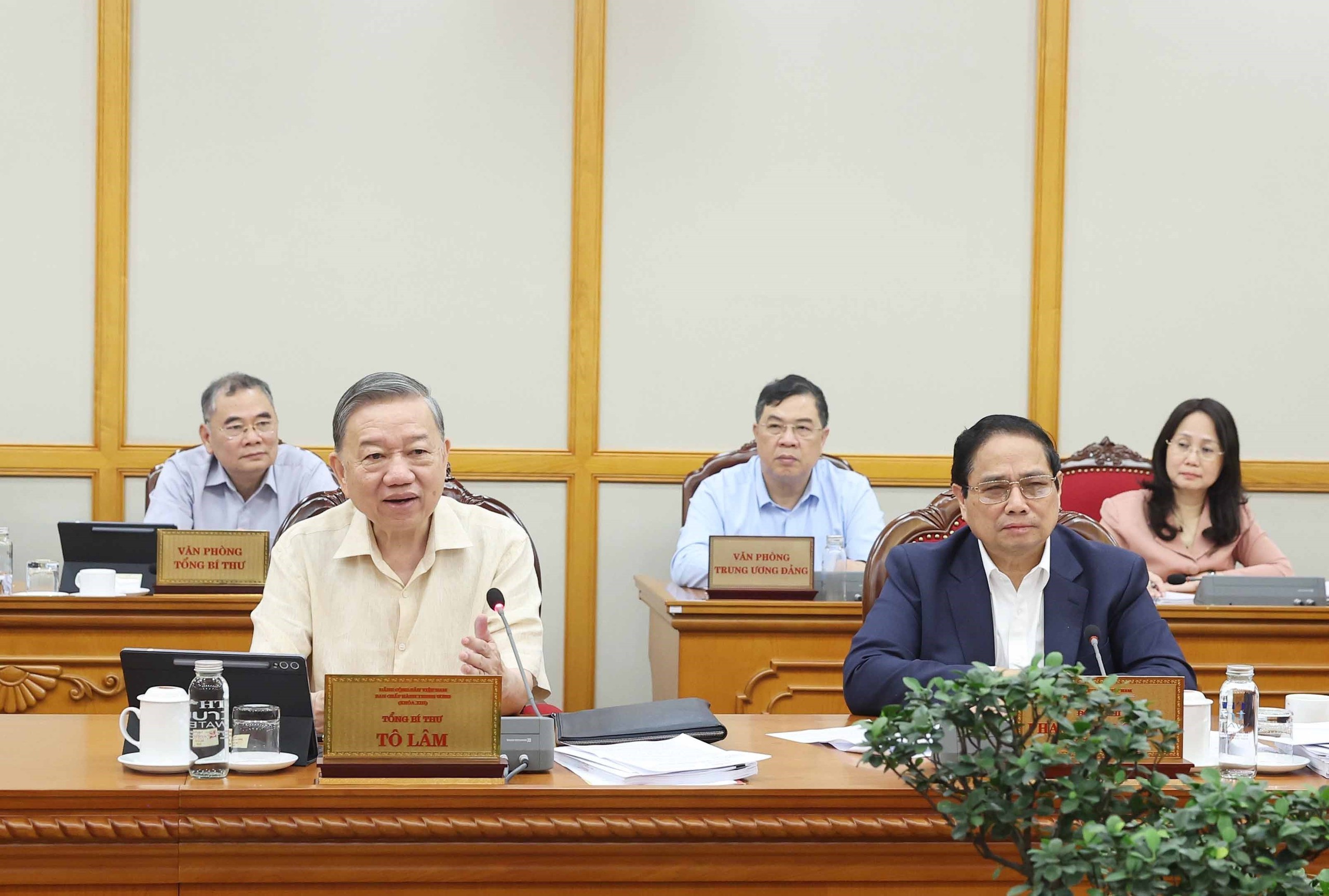 Tổng Bí thư Tô Lâm: Kịp thời tháo gỡ khó khăn, vướng mắc khi vận hành bộ máy mới - Ảnh 2.