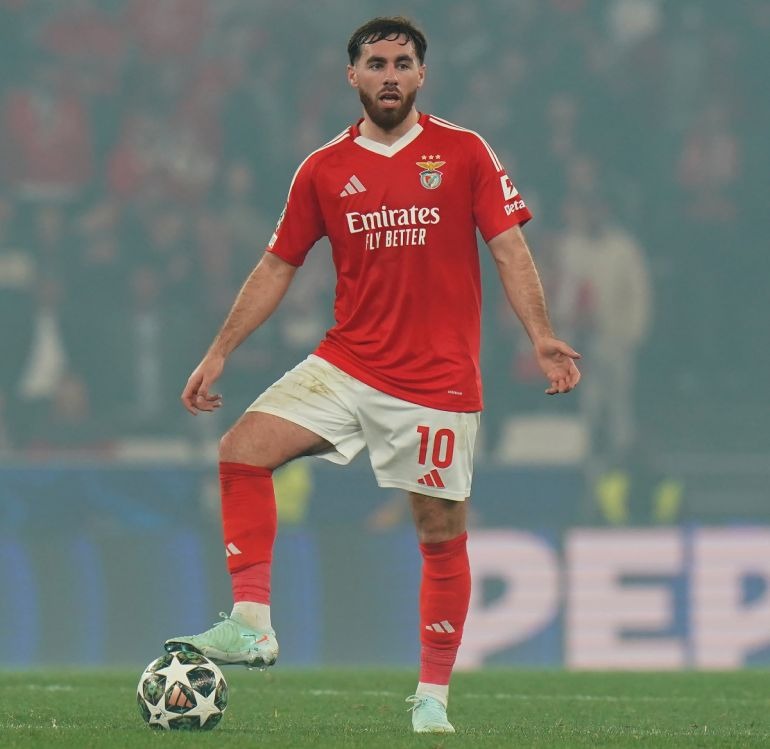Tin chuyển nhượng ngày 5/7: MU gây bất ngờ với ngôi sao Brazil; Real và Milan tranh nhau cầu thủ Tottenham - Ảnh 4.