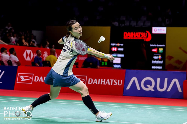 Ngược dòng ngoạn mục trước đối thủ Đan Mạch, Thùy Linh vào chung kết Canada Open 2025 - Ảnh 1. Ngược dòng ngoạn mục trước đối thủ Đan Mạch, Thùy Linh vào chung kết Canada Open 2025 - Ảnh 1.