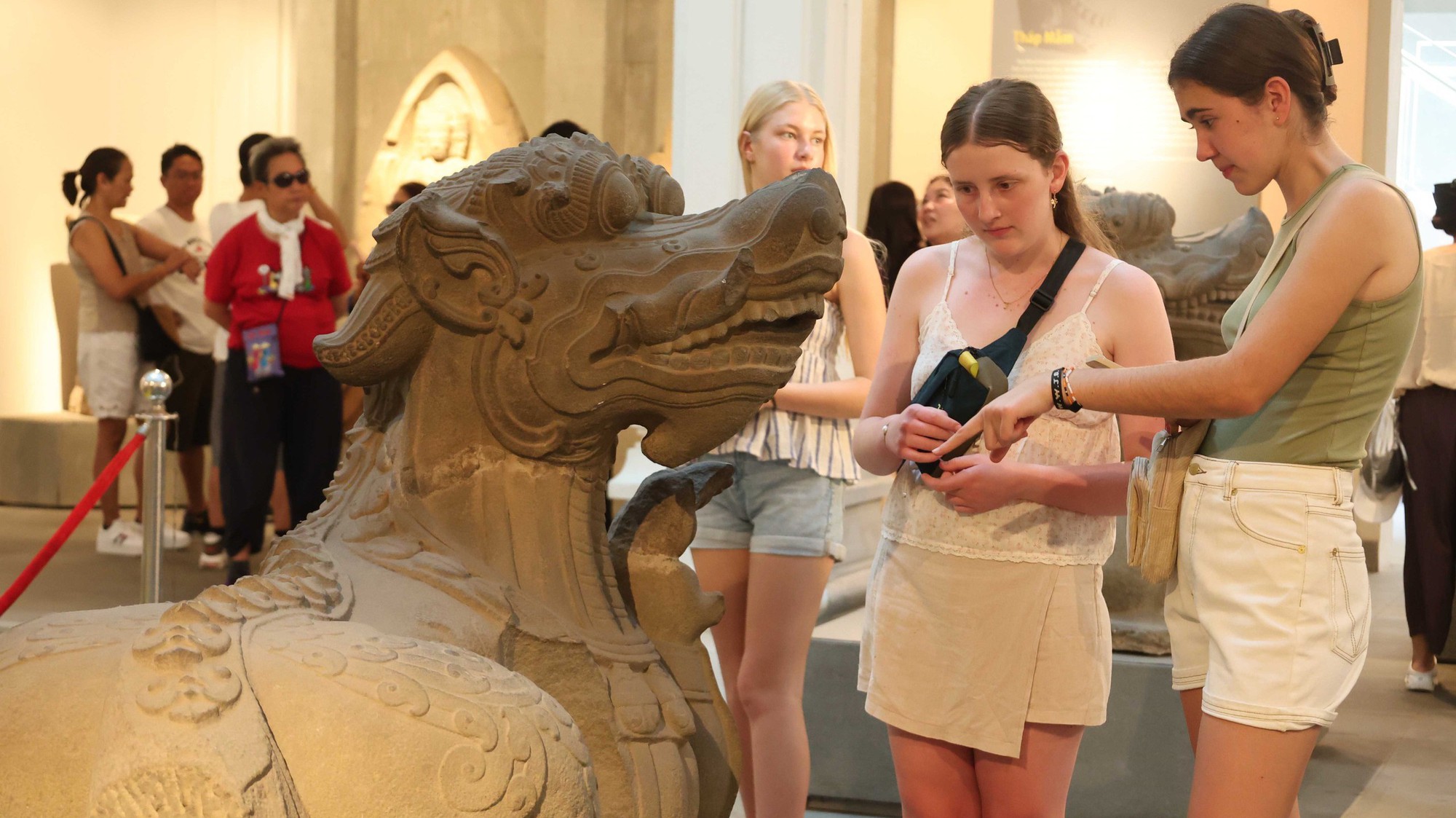 Thăm Bảo tàng Điêu khắc Chăm Đà Nẵng